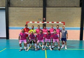 El club arroyano en uno de los amistosos de pretemporada.