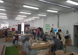 Unas 30 personas participaron en el taller de Plotter de Corte y Estampación Textiel del Circular FAB