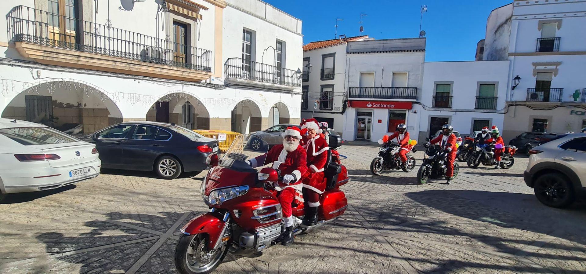 Primera edición de la Papanoelada Motera de Arroyo de la Luz