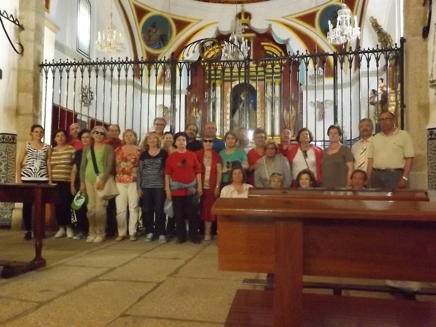 La Coral ‘La Luzena’ ofrece un concierto didáctico para el Hogar de los Mayores