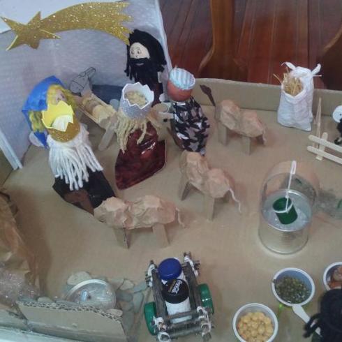 El consorcio extremeño de información al consumirdor organiza el VI concurso de belenes de material de desecho: "Montatubelén"