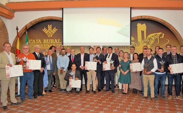 Premiados con los premios Espiga de Oro a los Quesos con Denominación de Origen. 