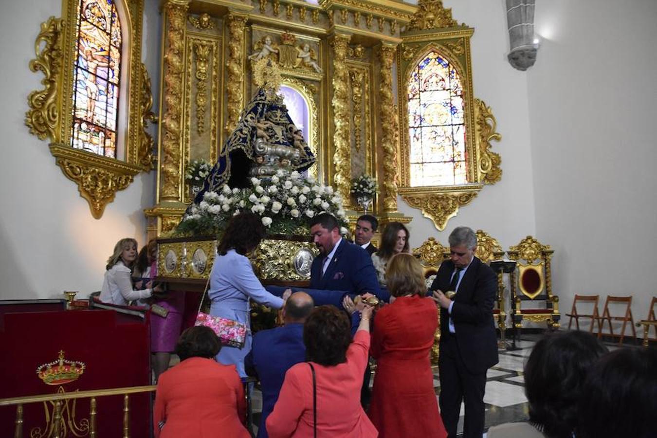 El sol reinante durante los días de feria echó a los campanarienses a la calle para disfrutar de esta cita festiva en honor a la Virgen de Piedraescrita, que salió en procesión el día 30