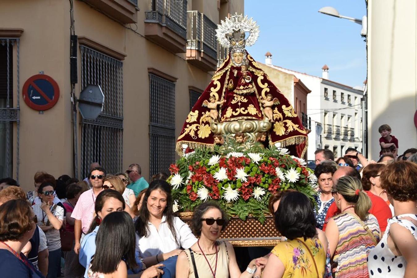 El pueblo de Campanario despidió a su Patrona, que tras 37 días en la parroquia, regresó el domingo 2 de junio a su ermita FOTOS: A. C.