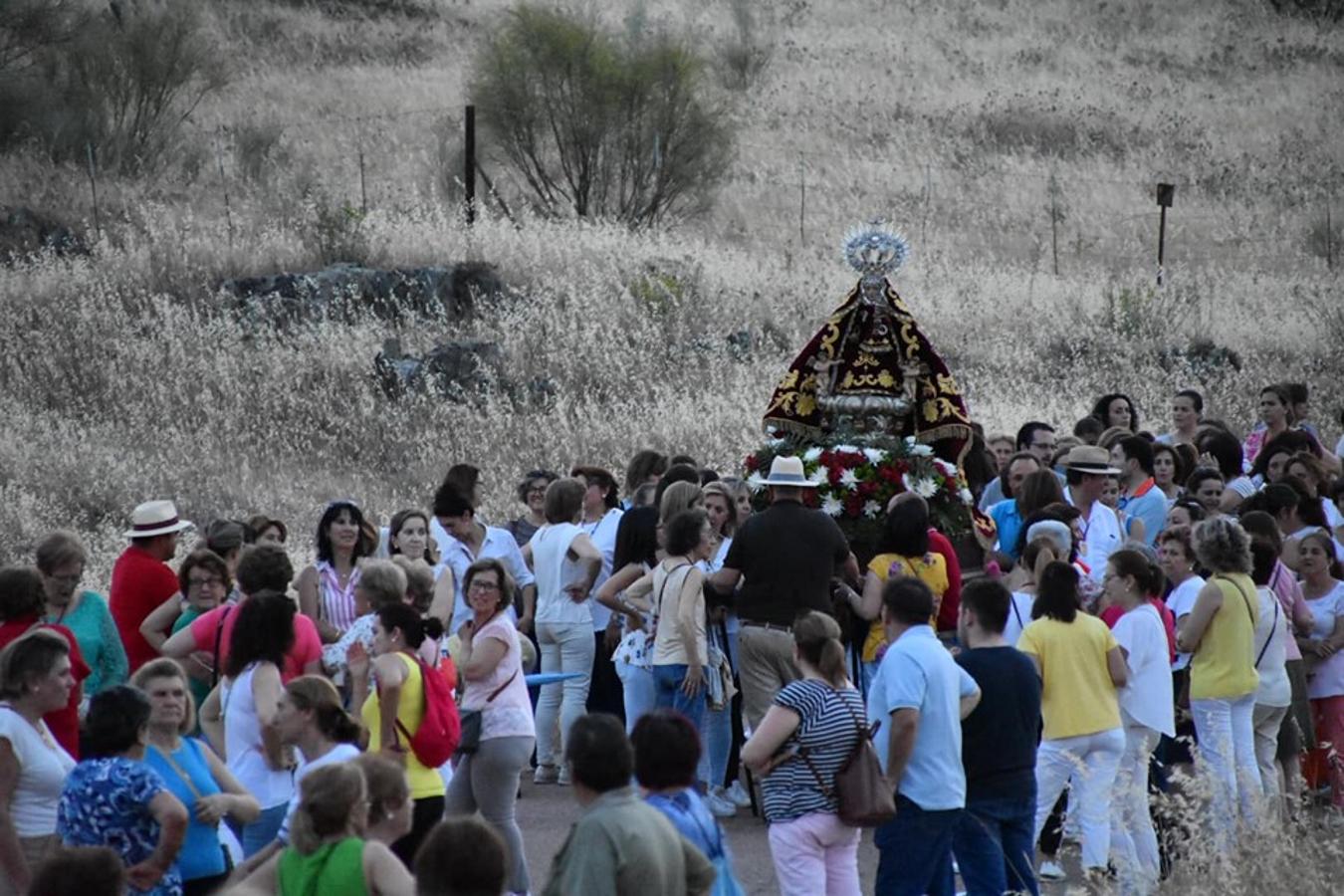 El pueblo de Campanario despidió a su Patrona, que tras 37 días en la parroquia, regresó el domingo 2 de junio a su ermita FOTOS: A. C.