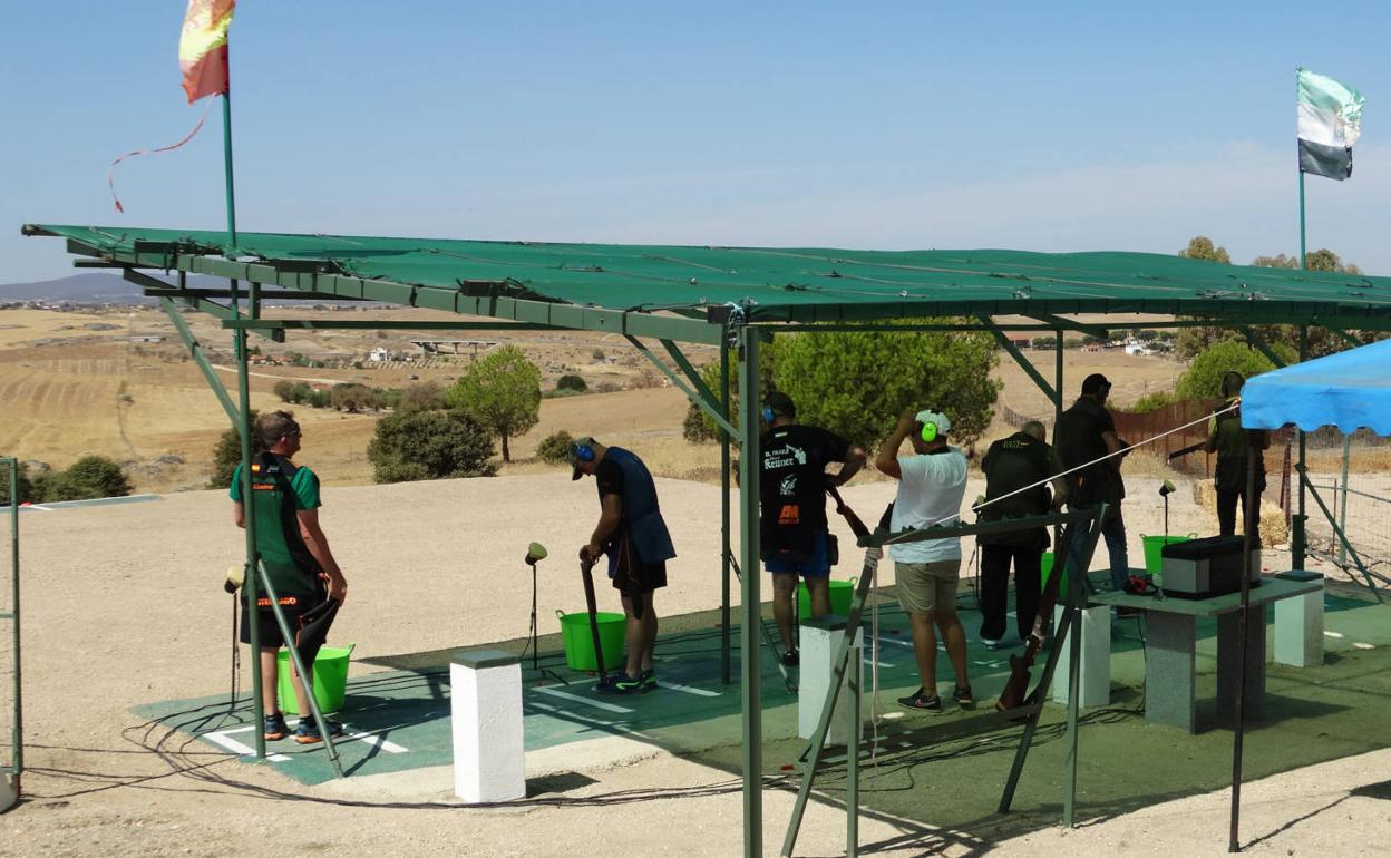 El campo de tiro presentó buen ambiente durante el torneo. 