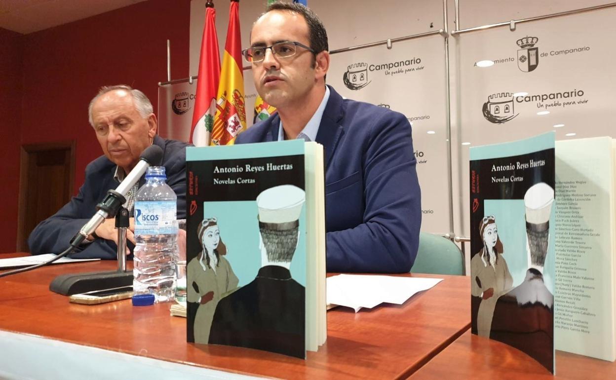 Bartolomé Miranda durante la presentación del libro. 