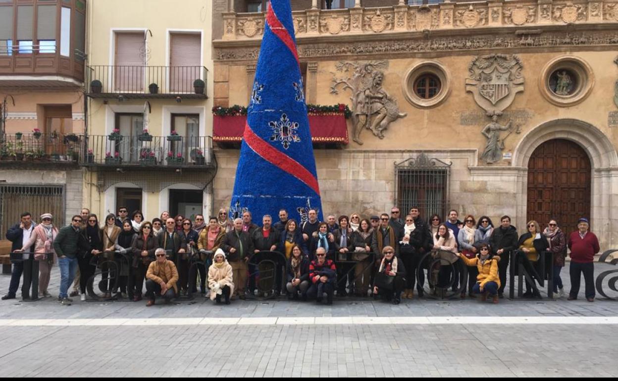 La comitiva campanariense se trae un buen recuerdo del viaje a Aragón