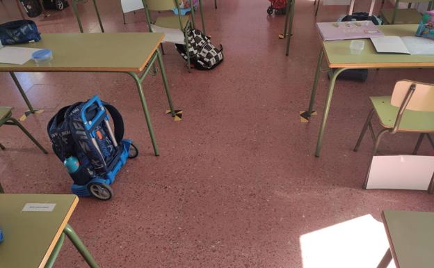 Las mesas están separadas 1,5 metros para garantizar la distancia de seguridad. 