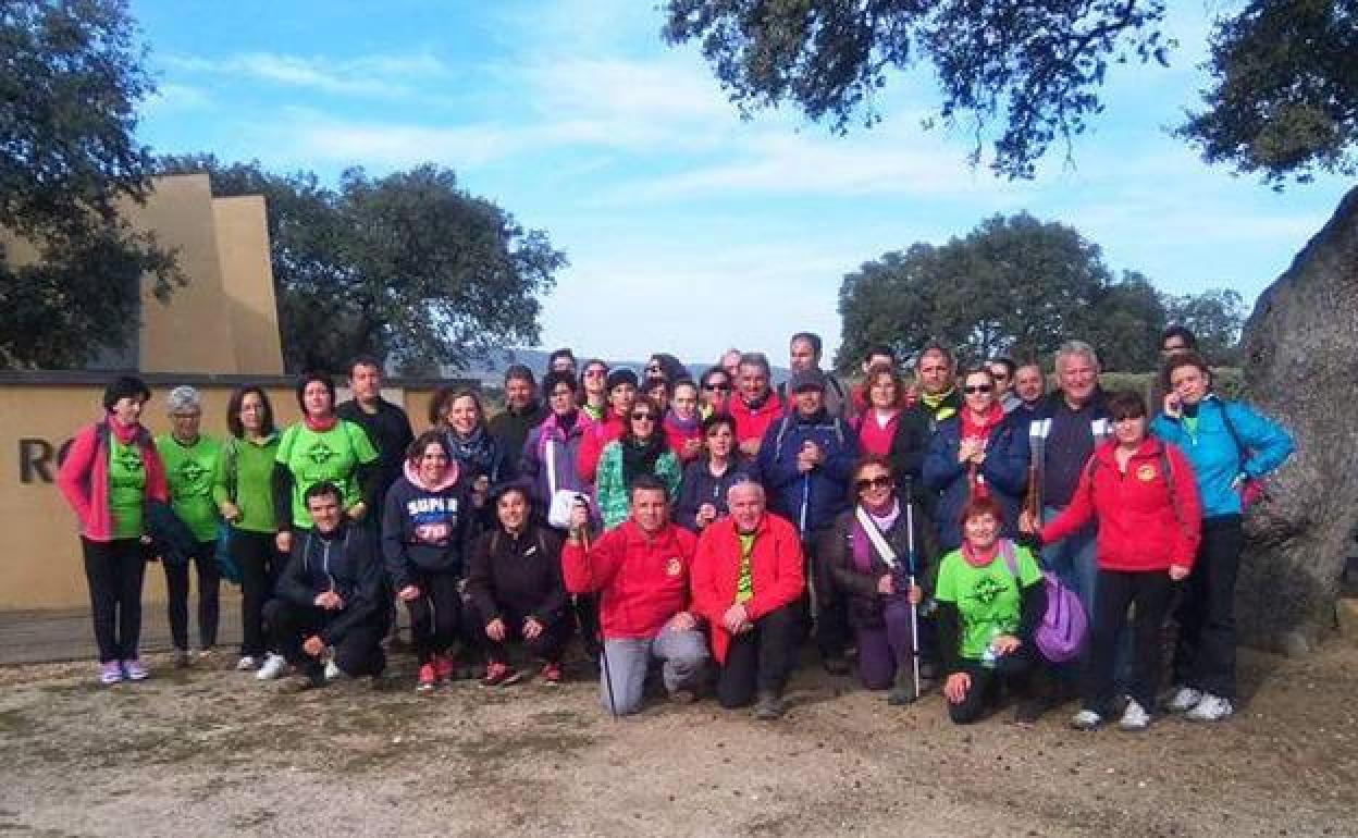 Miembros de la Asociación La Vereda durante una de sus rutas.