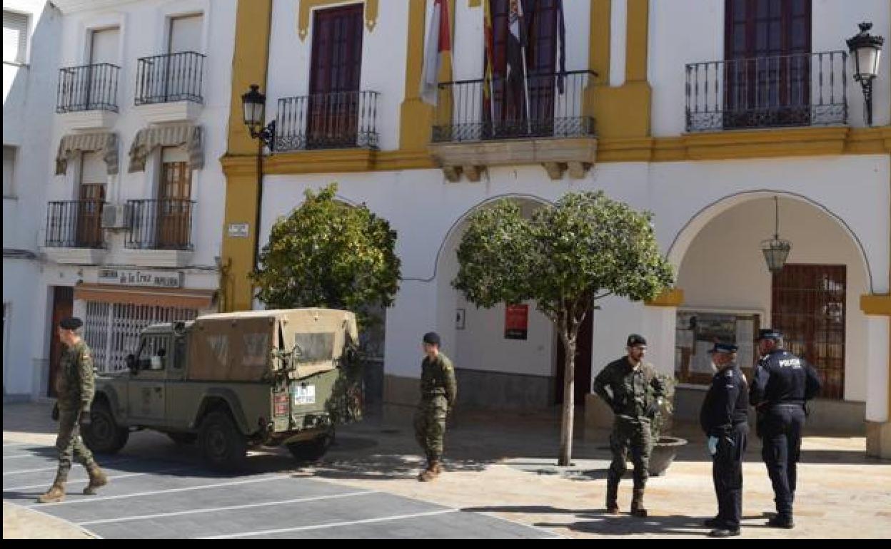 El Alcalde se muestra agradecido por el comportamiento y compromiso del pueblo tras un año del estado de alarma