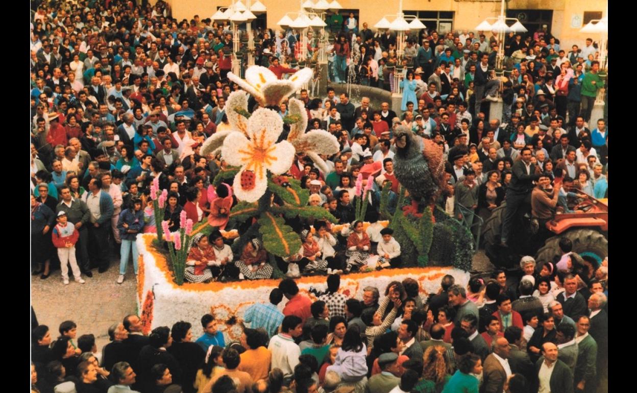 Carroza ganadora de la Romería de Piedraescrita de 1989. 