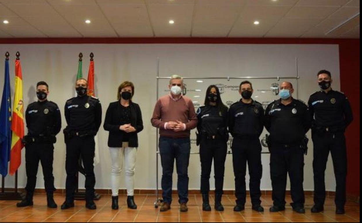 El DOE publica el nombramiento de funcionarios a los cinco nuevos policías locales