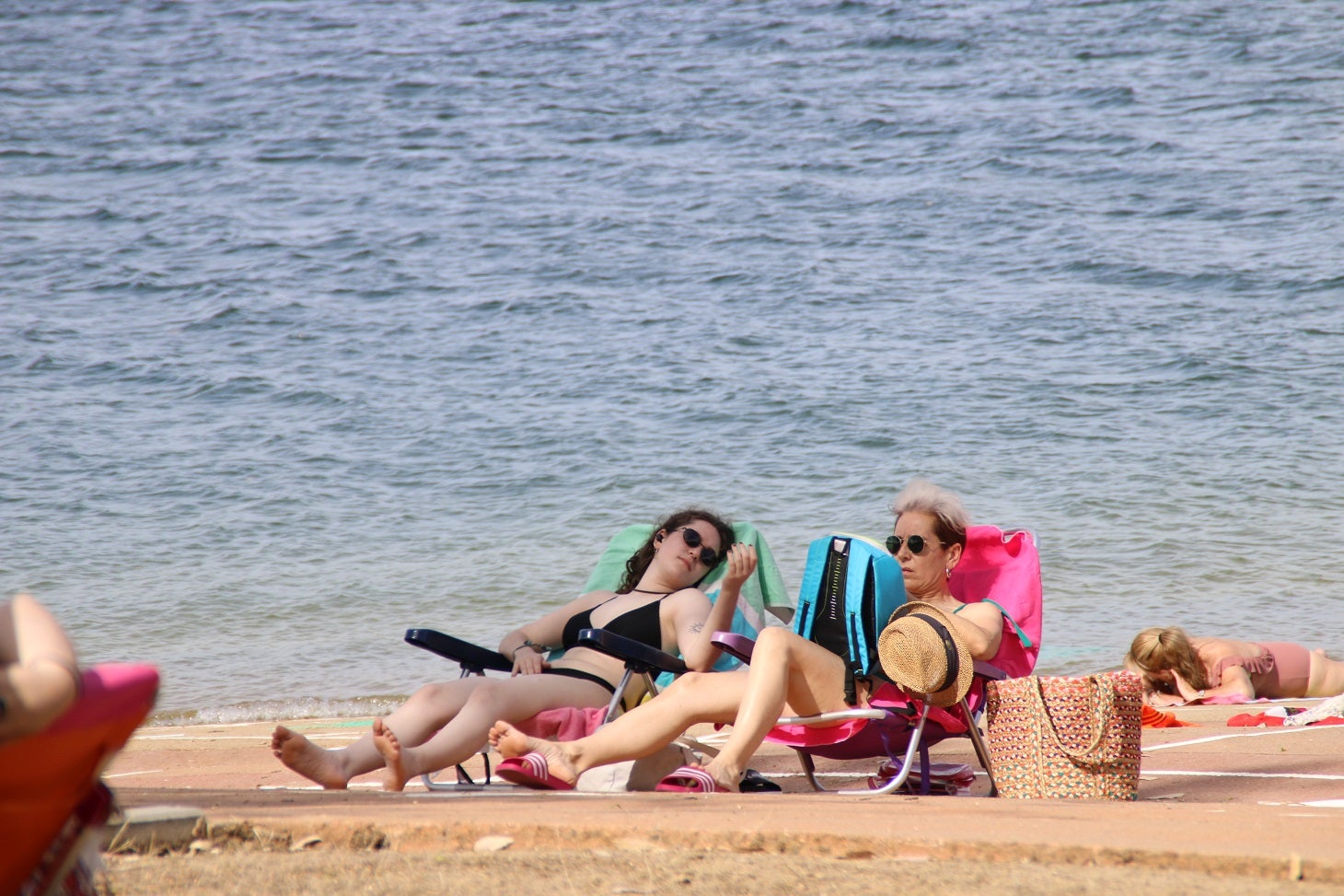 Playa Costa Alegre de Campanario en el Pantano de Orellana. 
