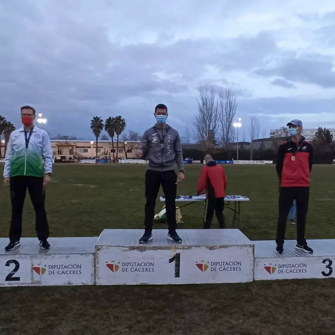 Subida al pódium como campeón Máster ista de Invierno. 