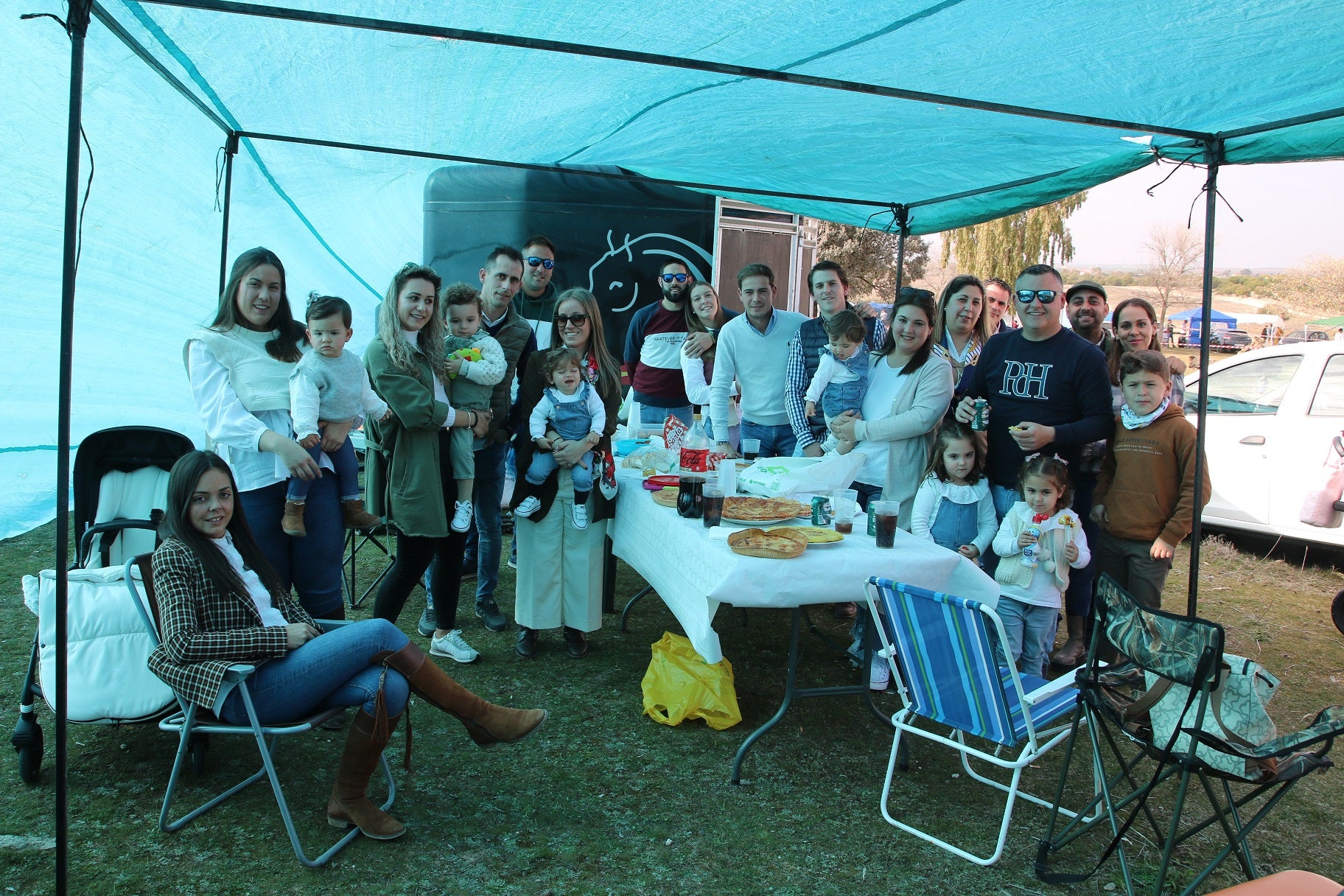 Mayores y pequeños disfrutaron de la Romería de San Valentín 2022. 