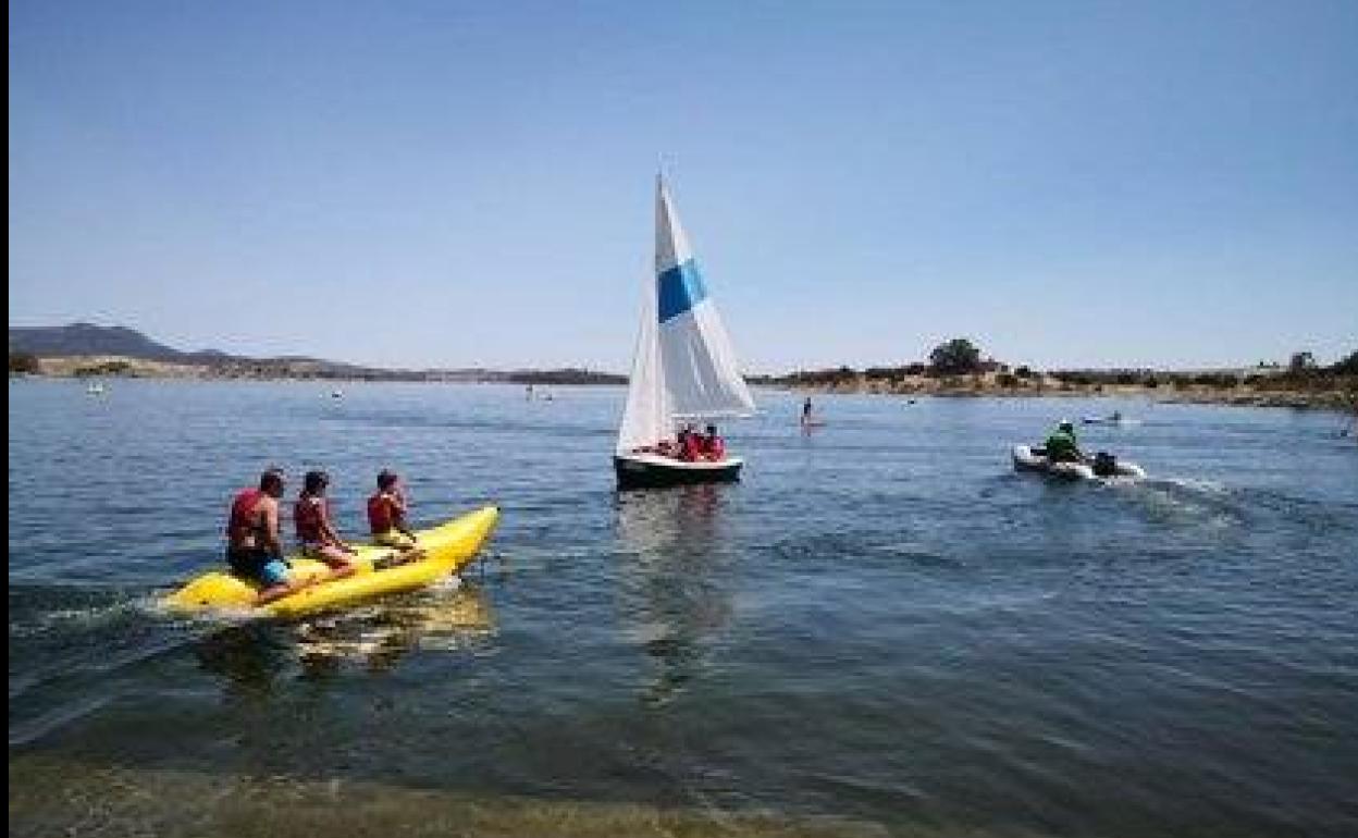 El 20 de agosto habrá numerosas actividades acuáticas en la Playa de Campanario