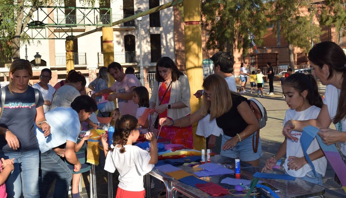 'El día de la Carioca' devuelve una tarde de juegos tradicional a mayores y pequeños