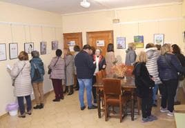 Un grupo de mujeres campanarienses visitó la exposición el 8 de marzo.