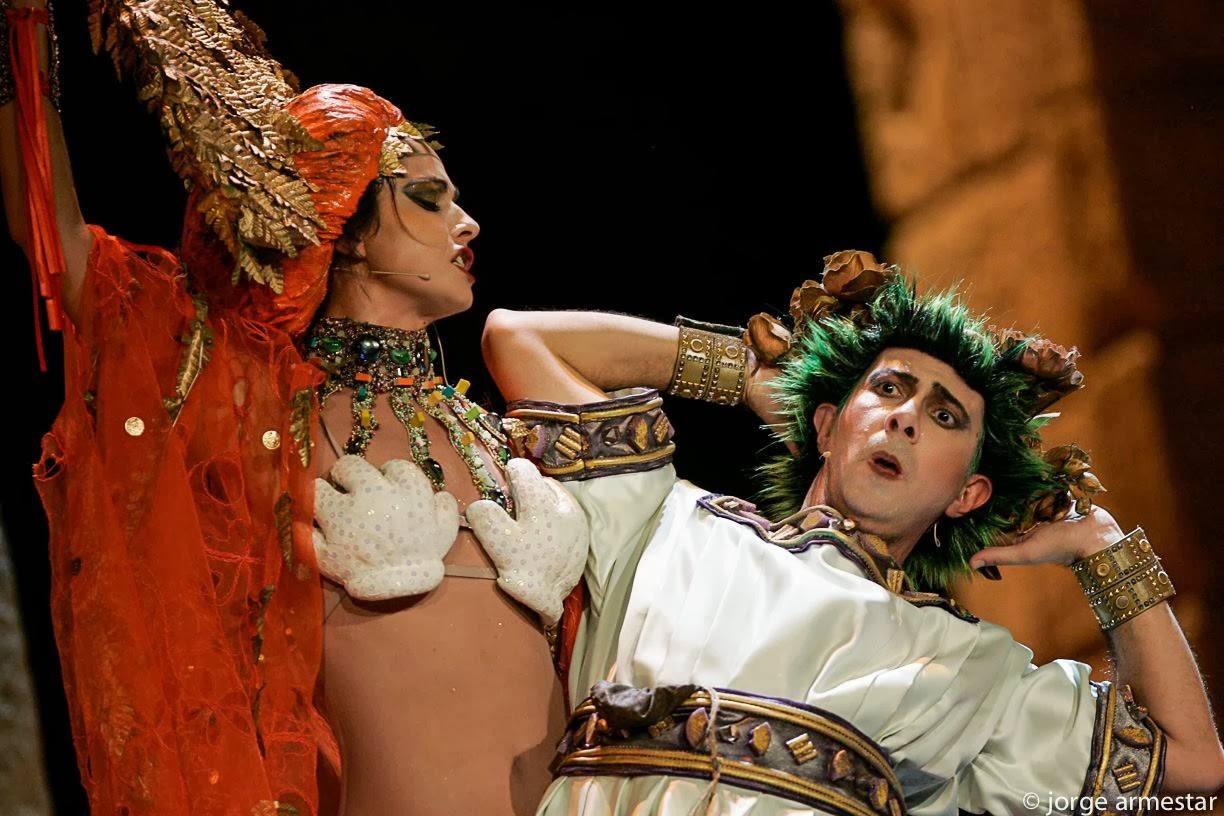 El teatro Olimpia acoge hoy la representación de 'Los gemelos'