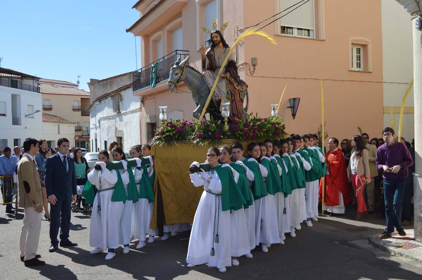La procesión del 'Burrito' abre el Domingo de Ramos los desfiles