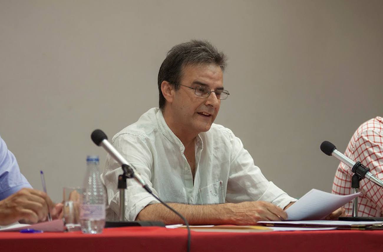 Diego Fernández Piropo durante una presentación de un libro. 