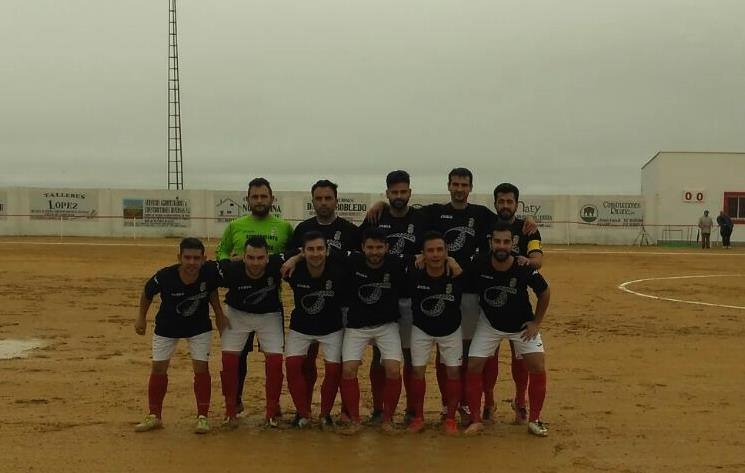 Equipo del 'Campa' que jugó el pasado domingo en Usagre. 