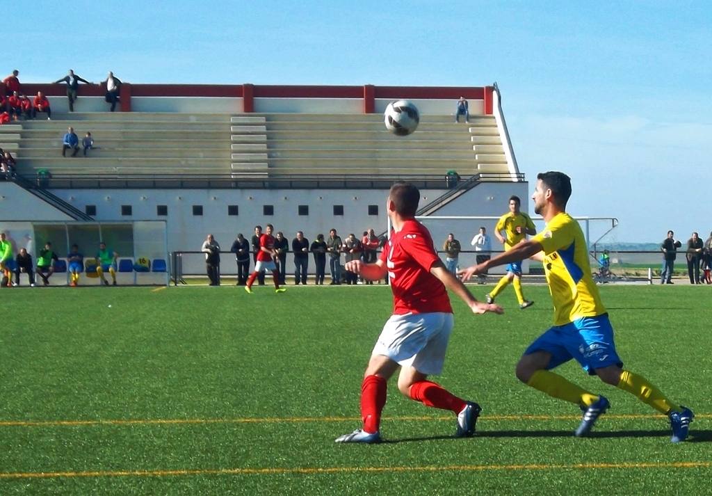 Imagen del derbi de ambos equipos la temporada pasada. 