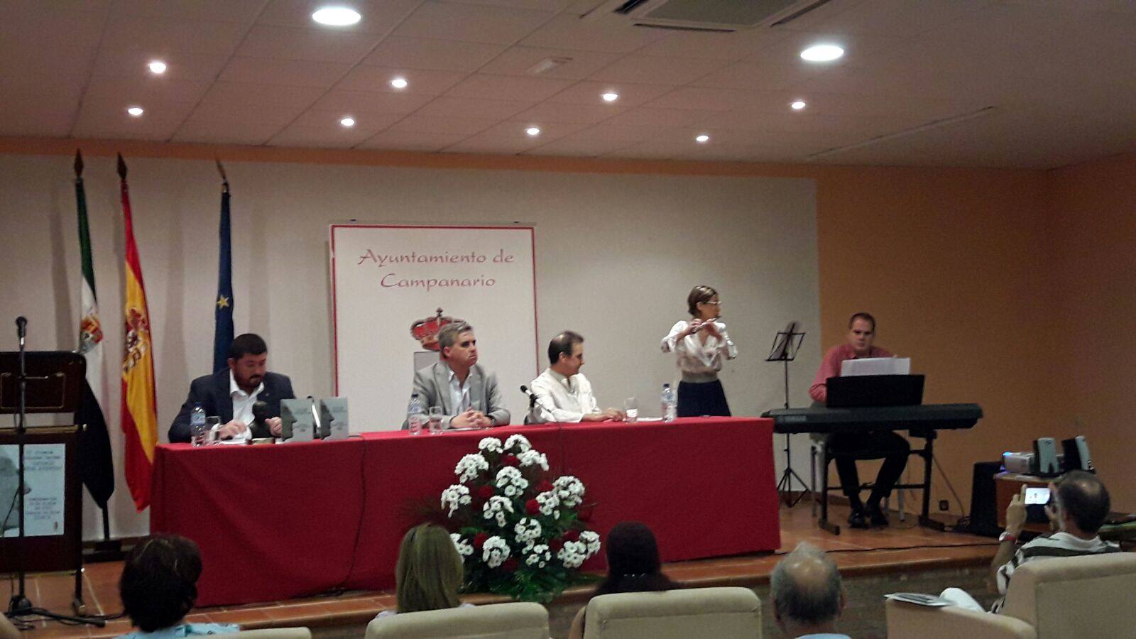 Momento del fallo de la cuarta edición del Premio Antonio Reyes Huertas, en junio pasado. A. C.