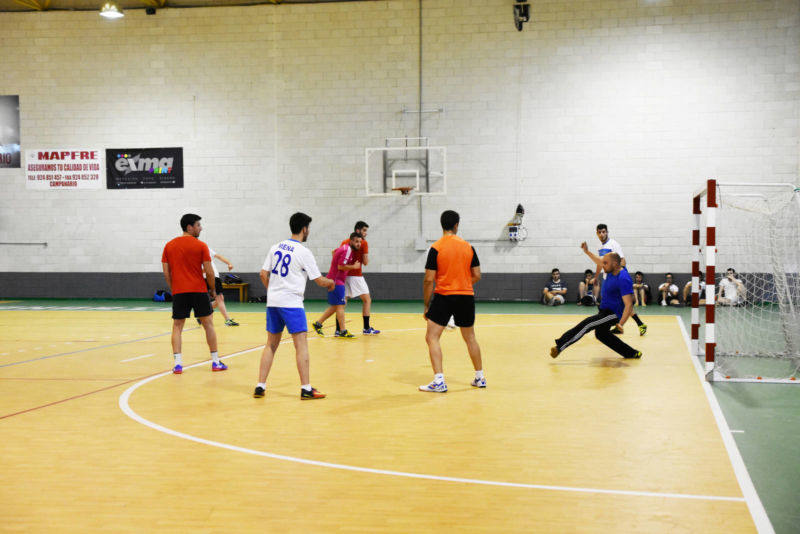 Café Equus encabeza la liga de fútbol sala de verano al término de la primera vuelta