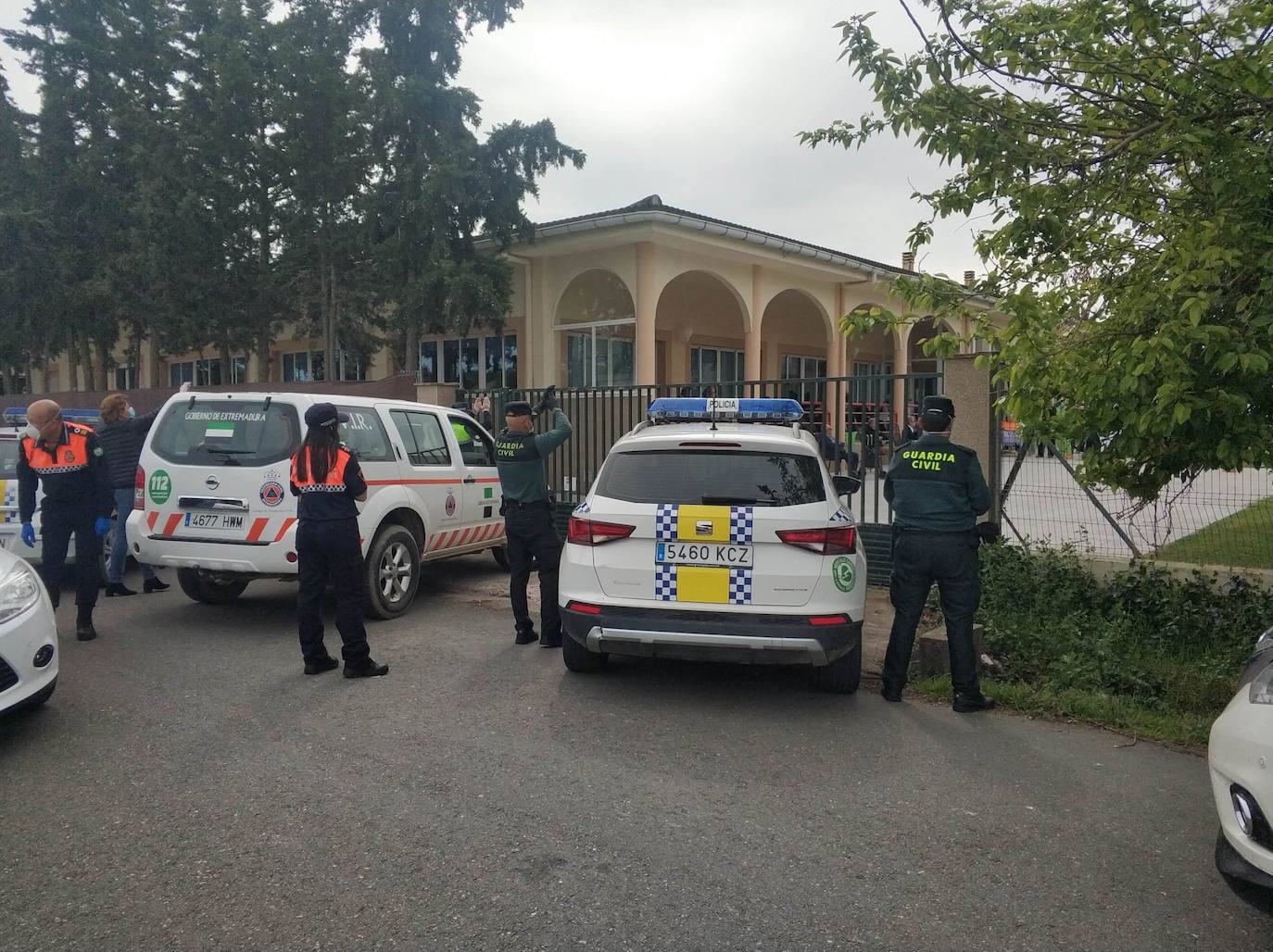 Durante el acto se han guardado las distancias para seguridad de todos. 