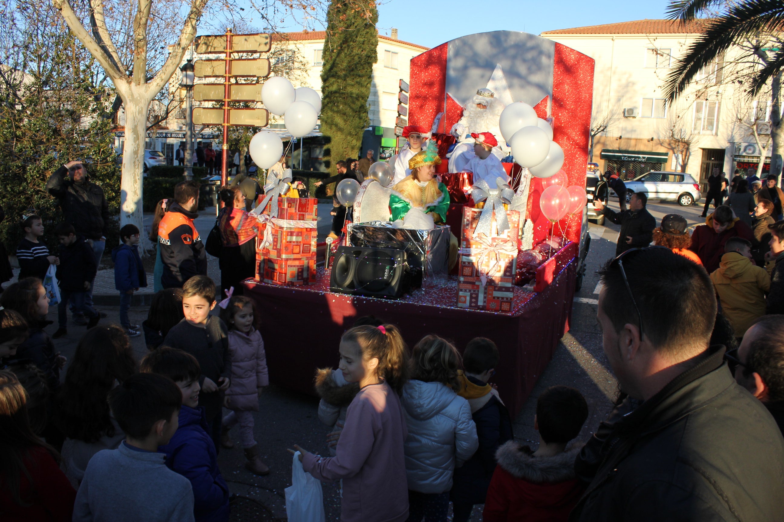 La última cabalgata de Reyes fue la del año 2020. 