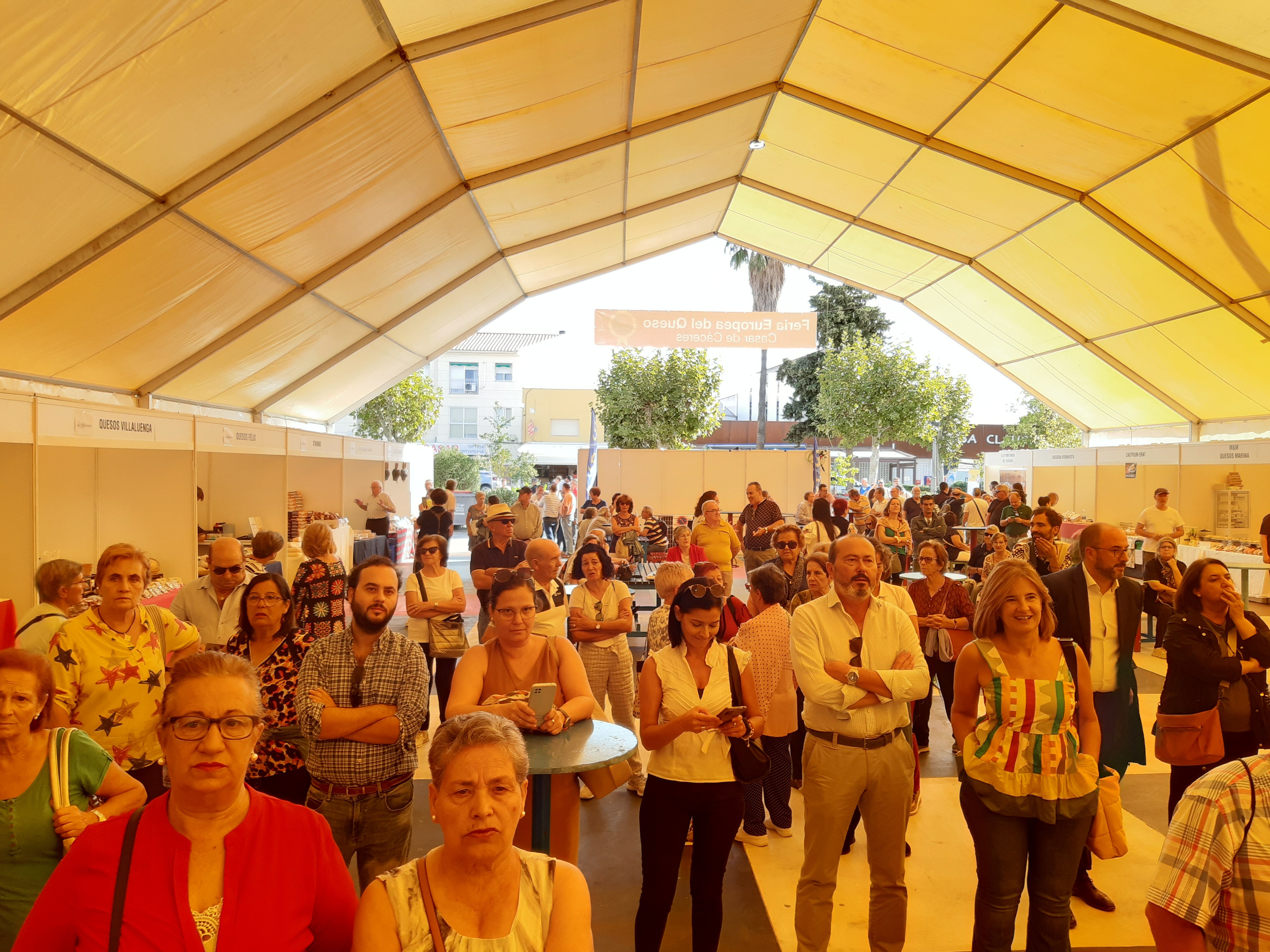 Fotos: La VI Feria Europea del Queso de Casar de Cáceres en imágenes