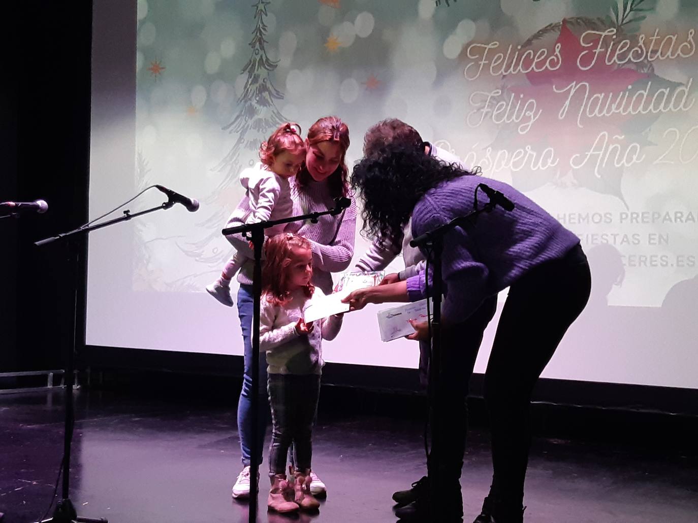 Fotos: Los casareños cantan a la Navidad