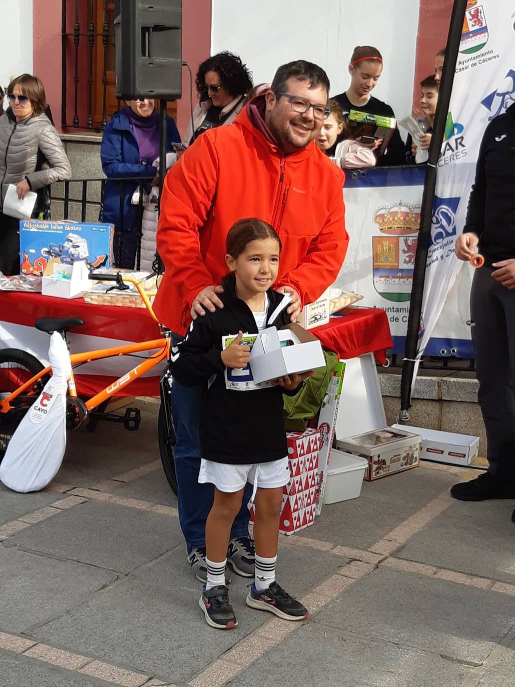 Fotos: Casar de Cáceres despide el 2022 con 88 inscritos en la tradicional Carrera del turrón