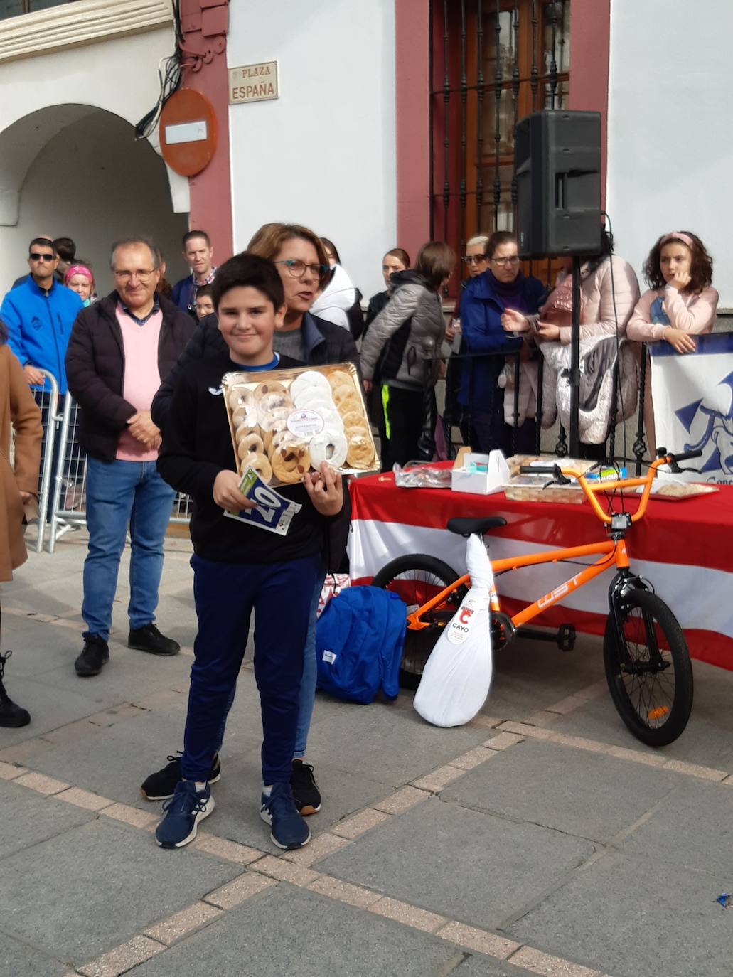 Fotos: Casar de Cáceres despide el 2022 con 88 inscritos en la tradicional Carrera del turrón