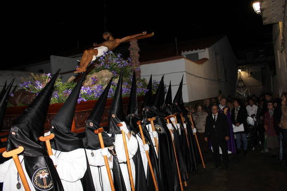 El Vía Crucis del Cristo de la Peña pasará por calles del casco antiguo después de cuatro años
