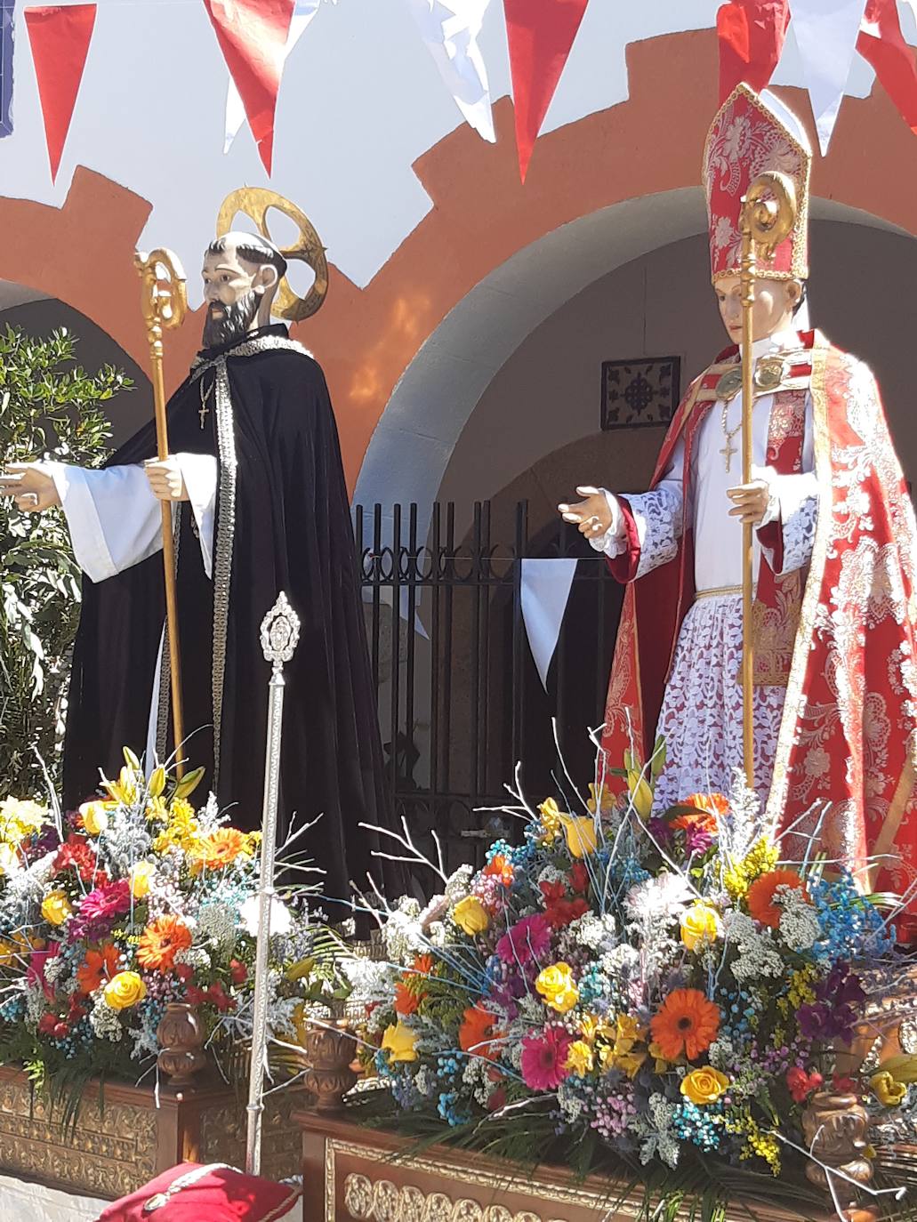 Imagen secundaria 2 - La romería de San Benito se celebra por todo lo alto