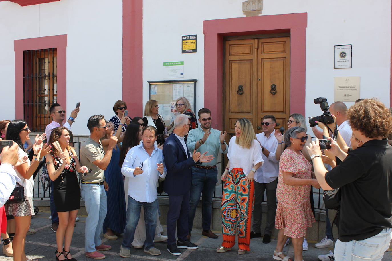 La toma de posesión de los nuevos concejales y la investidura de la alcaldesa en imágenes