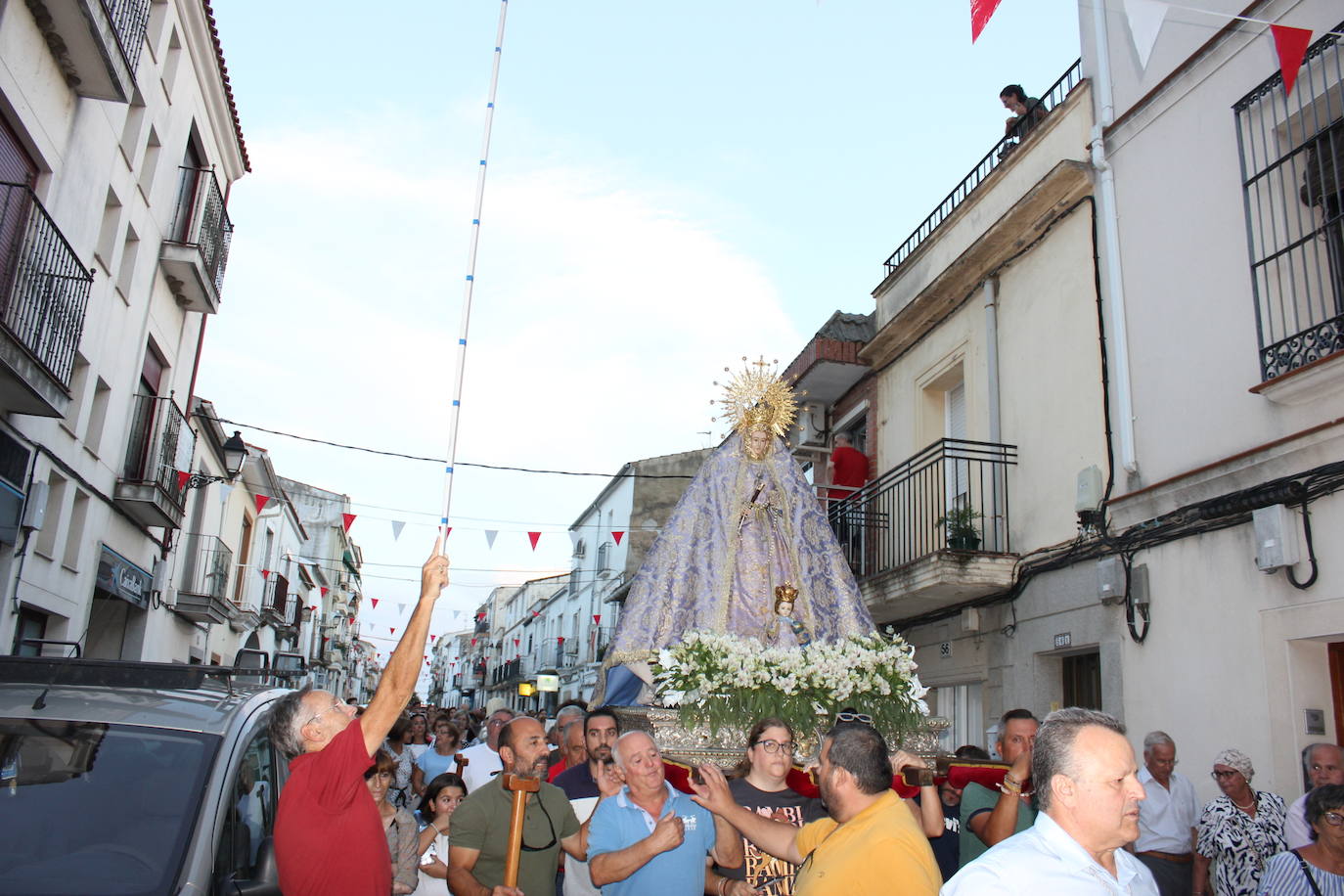 Así han vivido los casareños el recibimiento a la Virgen