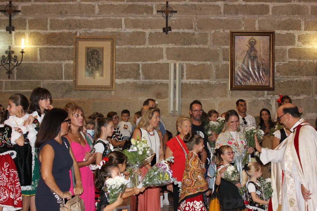 Así han vivido los casareños el recibimiento a la Virgen
