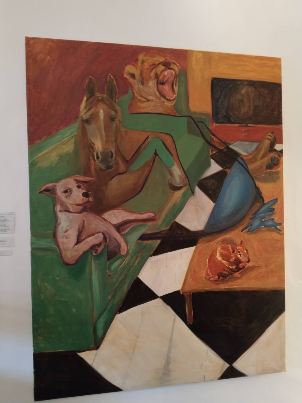 Imagen secundaria 2 - El Museo del Queso abre sus puertas al mundo artístico, y Candela Borges expone por primera vez su obra