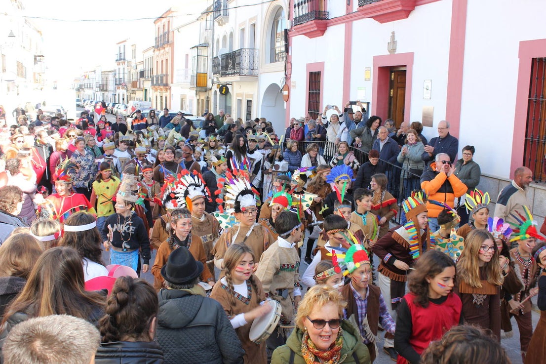 Fotos: El Carnaval casareño entusiasma a personas de todas las edades