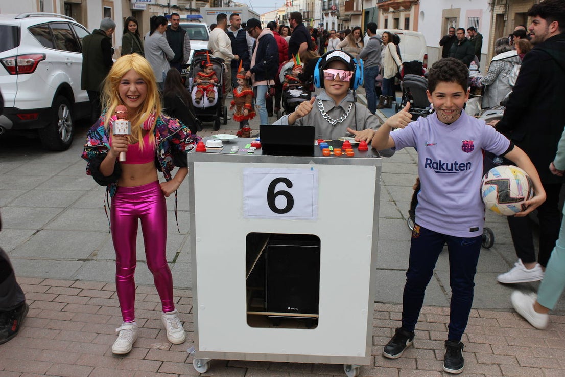 Fotos: El Carnaval casareño entusiasma a personas de todas las edades