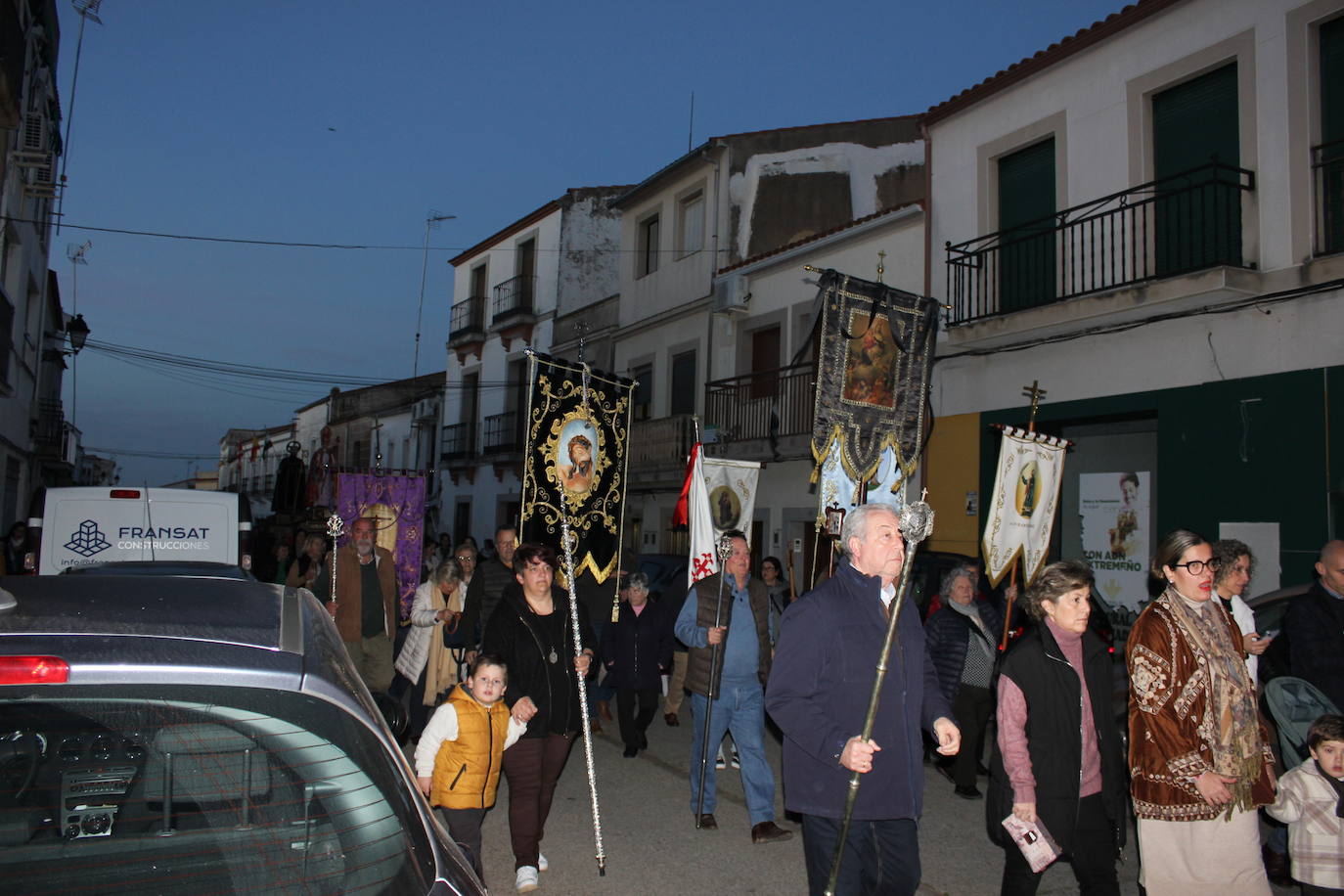 San Benito y San Blas, muy arropados a su llegada a la localidad