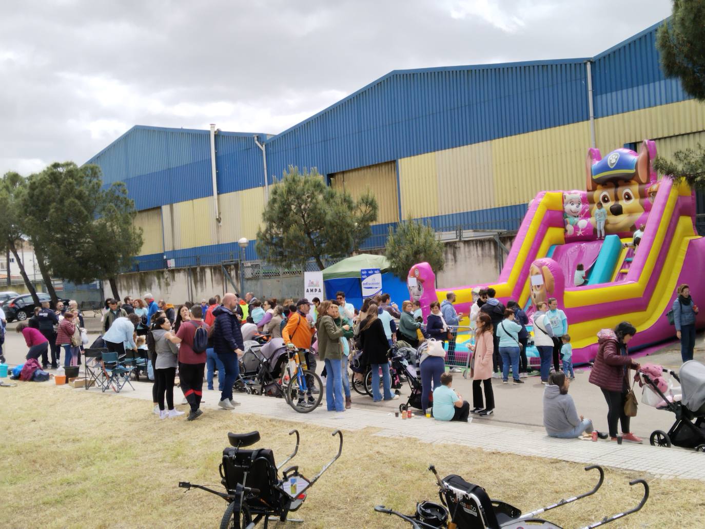 Así ha vivido Casar de Cáceres sus 12 horas solidarias 'Kilómetros por la investigación'