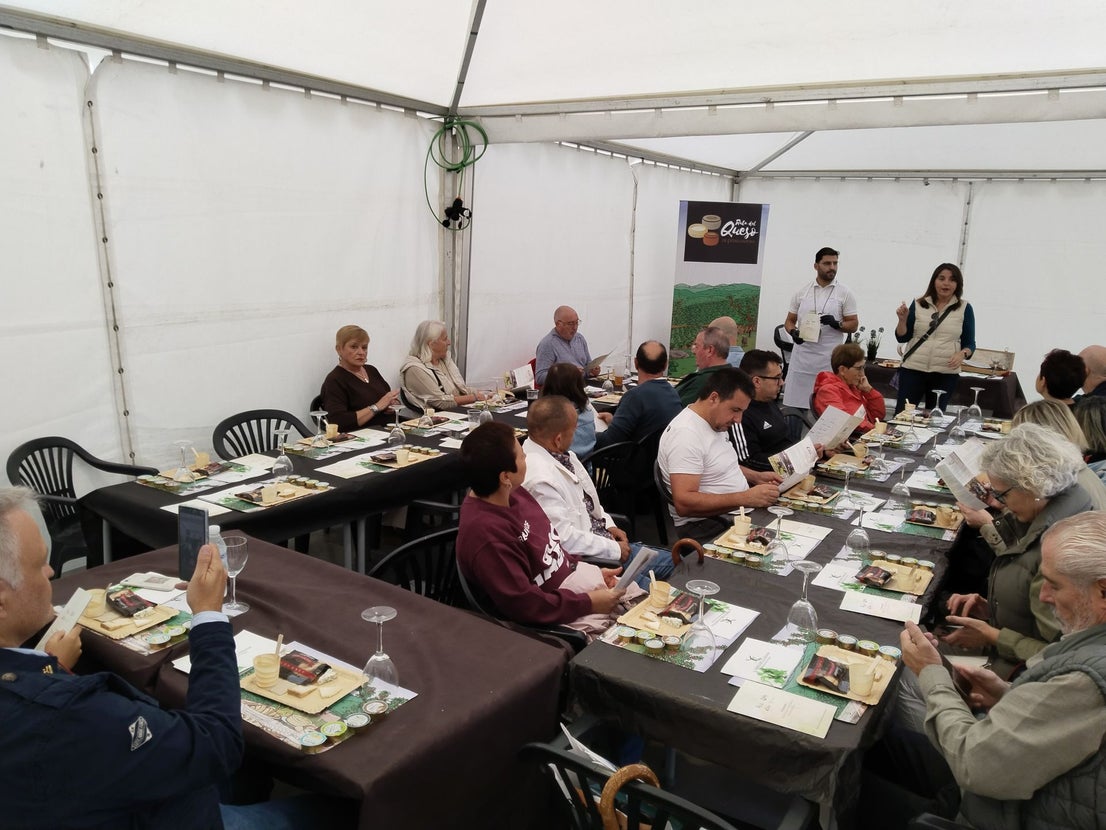 La Feria Europea del Queso echa el cierre a tres días intensos de degustaciones y actividades