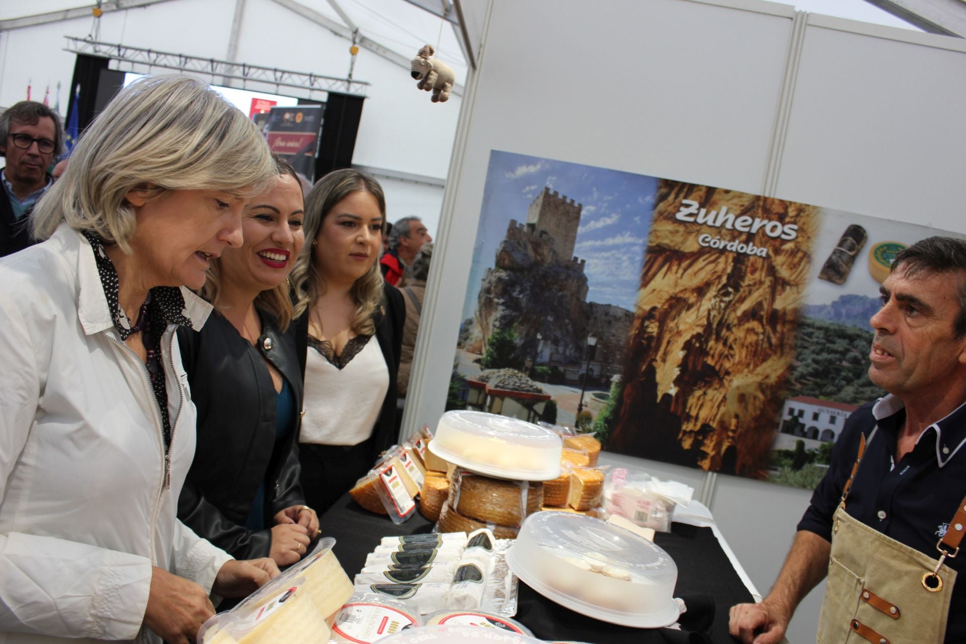 La Feria Europea del Queso echa el cierre a tres días intensos de degustaciones y actividades