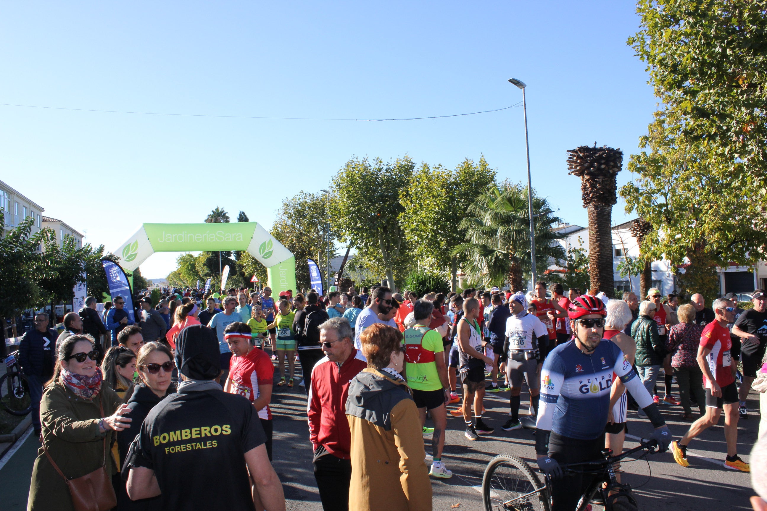 Algunos de los momentos vividos hoy en la III Media Maratón y 10K Torta del Casar