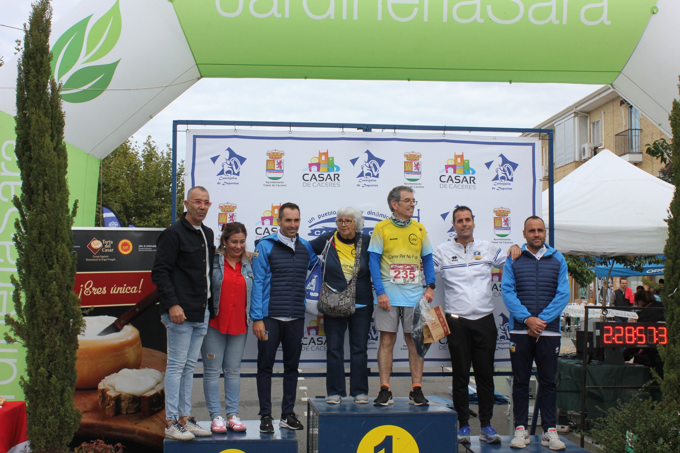 Algunos de los momentos vividos hoy en la III Media Maratón y 10K Torta del Casar